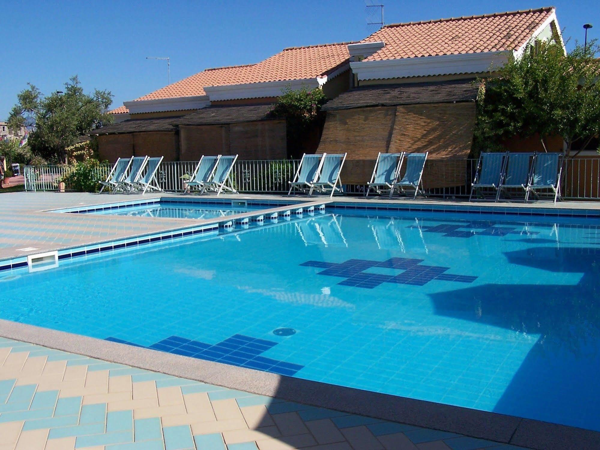 Residence Verde Mare Tortolì Exterior foto